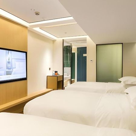 Jinglai Hotel Шанхай Екстериор снимка