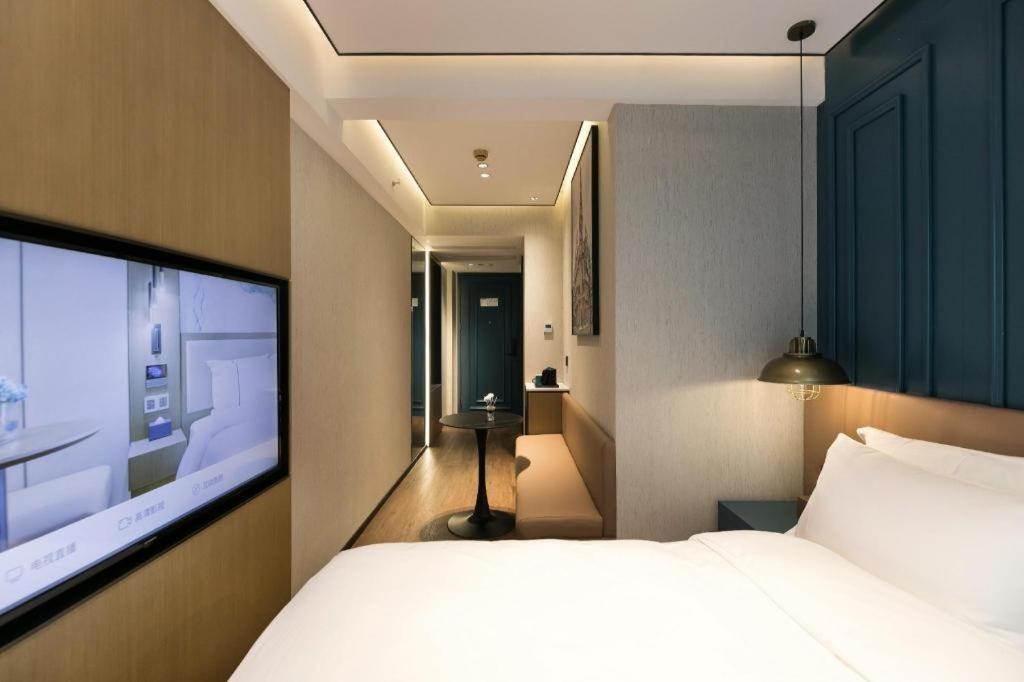 Jinglai Hotel Шанхай Екстериор снимка