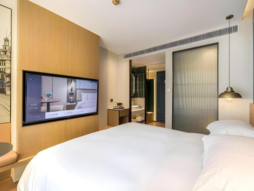 Jinglai Hotel Шанхай Екстериор снимка